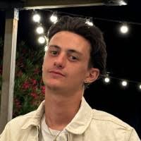 60+ perfiles de «Masse»