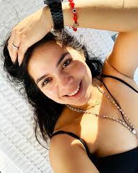 Gigi Herrera's Instagram, Twitter & Facebook