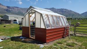 Greenhouse glazing is the material that covers the greenhouse frame and the most widely used materials are polycarbonate and poly film. Greenhouse Build Ana White