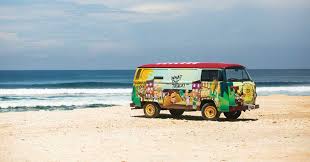 Dia uda dianggap keluarga sendiri jadi uda dipercaya ma keluarga om ane. Bisnis Food Truck Makin Marak Portal Kuliner Lifestyle Indonesia