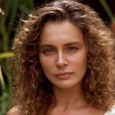 Watch Acapulco H.E.A.T. · Season 2 Episode 7 · Code Name: Mr. Paradise Full  Episode Free Online