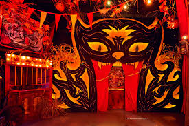 Beetlejuice is the title of three different video games. Beetlejuice Room New Snacks Debut At Halloween Horror Nights Tribute Store Chip And Company