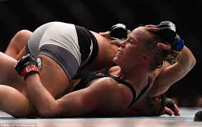 Jun 12, 2021 · craig went for an arm bar, but hill got out of it and did so with a broken left arm. Miesha Tate Beats Holly Holm At Ufc By Choking Her At Mgm Grand In Las Vegas Daily Mail Online