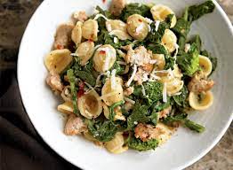 At around 6 grams of carbs per 3.5 ounces (100 grams), it's especially low in carbs. 35 Healthy Pasta Recipes For Weight Loss Eat This Not That