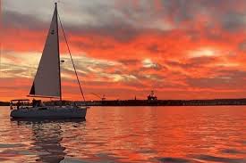 Small-Group Sunset Sailing Experience