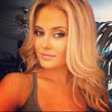 Marisa Roberson's Instagram, Twitter & Facebook