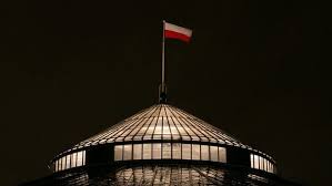 Warszawa w pigułce was live. Warszawa Zwiedzanie Sejmu I Senatu Nie Tylko Latem Podroze