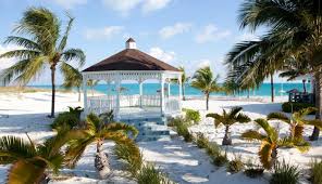 There are two resorts bahama beach club and treasure cay beach hotel, marina & golf resort, condos, villas, and private homes, many for rent. Why We Love Treasure Cay Blog Bahamas Out Islands
