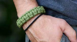 Check spelling or type a new query. 5 Best Paracord Survival Bracelets In 2021 Reviews Buying Guide Faq Nestlords
