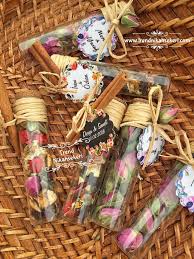 Mantar Kapakli Tup Sise Modelleri Kapakli Mantar Modelleri Sise Tup Wedding Candy Custom Wedding Favours Apothecary Wedding