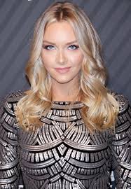 She is the daughter of christina, a gym manager, and alan, a contractor. Former Patriots Cheerleader Camille Kostek Scores Td With Jewelry Si Shoot Boston Herald