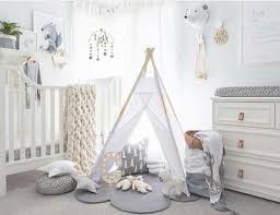 Membuat seisi ruangan penuh dengan galeri hiasan dinding. 17 Desain Lucu Kamar Bayi Yang Sukses Bikin Ingin Menimang Anak Sendiri