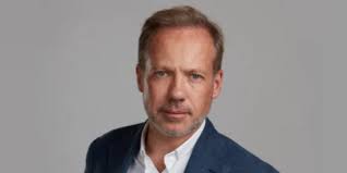 Actus: conseil en stratégie dans le secteur des services