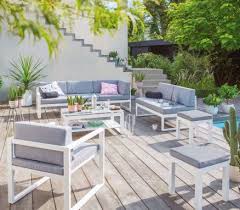 Trouvez votre canapé de jardin pour des moments de détente sur votre balcon, votre terrasse ou dans votre jardin. Salon Lotus Jardiland