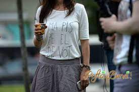 Pentru ce trăiește autoarea lui mă piș pe el de vot. Ma Pis Pe El De Vot