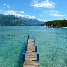Quels Sont Les Plus Beaux Lacs De Montagne En France Lac France Montagne Lac Annecy