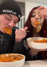 Samyang Noodle Mukbang Experience with Lily and Gio