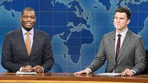 The couple exchanged vows on august 2, 2003. Michael Che Says Colin Jost S Parents Hoped He D Ruin His Wedding Carmon Report