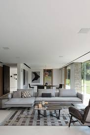 Wer Sich Fur Das Ecksofa Moss Entscheidet Erhalt Ein Absolutes Premium Sofa Seine Formsprache Ist Geradlinig Und Minimalistisch Di Sofa Design Ecksofas Sofa
