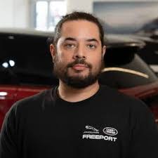 Leo Sicard's Instagram, Twitter & Facebook