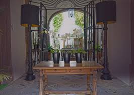 Vendo casa de 2 pisos en los olivos estratégicamente ubicada, con visión a negocio y/o ambiente familiar muy bien distribuida e iluminada, en un terreno de 150 m2. Home Hotel Casa De Los Olivos