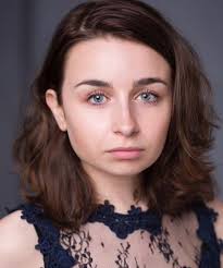 Melanie Feeney (@MellyMunse)