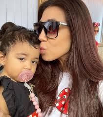 Monique Castillo (@monique_2327) • Instagram photos and videos