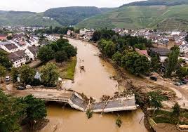 Flash flood, in lexico, dictionary.com; What We Know About The Climate Connection To The European Floods The New York Times