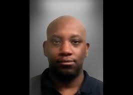 Justin Dickens's Instagram, Twitter & Facebook