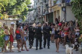 Policiais da core fizeram operação na favela do jacarezinho, hoje de manh. 5q Bcxd Uqrrcm