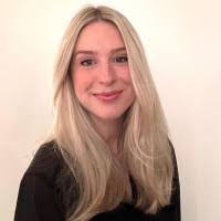 Carmen Poole's Instagram, Twitter & Facebook