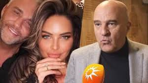 Linda de Mol gillend op de bank: wat is er nú weer aan de hand?