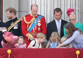 See more of hm queen elizabeth ii on facebook. Die Enkel Und Urenkel Der Queen