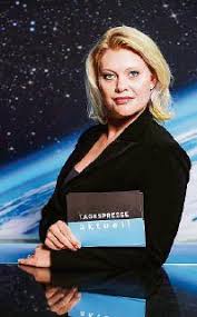 Nachrichtenartikel, bildergalerien, videos und mehr. Magda Kropiunig Interviewt Promis Fur Die Tagespresse Pressreader