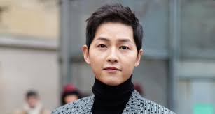 Song joong ki, move on already with song hye kyo because of jeon yeo bin❤️. Song Joong Ki Opens Up On Currently Living A Normal Lifestyle Striking Balance Between Work And Private Life Pinkvilla