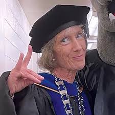 Co. C. Wayne Calhoun (2004)