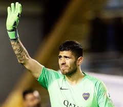 El arquero agustín rossi se convertirá en el nuevo refuerzo de lanús, luego de haber estado muy cerca de pasar a banfield, de cara a la temporada que se avecina. Oficial Agustin Rossi Es Confirmado Como Refuerzo De Antofagasta El Periscopio Noticias
