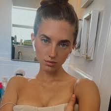 My boyfriends uncle died from the Cornavirus yesterday. His wife couldn't  even go and identify the body. We were told there can be no funeral as of  now. Everything is up in