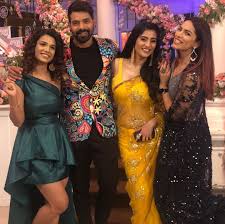 Pregnant Kumkum Bhagya Actress Shikha Singh Baby Bump Pictures As She Poses With Hubby During 4th Wedding Anniversary Celebrations From enjoying drinks under a table to redefining fashion like a cool girl, sriti jha can be seen enjoying to her fullest in berlin. pregnant kumkum bhagya actress shikha