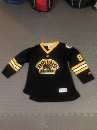 Featuring boston bruins graphics, this jersey will keep you comfortable and full of team spirit. Marc Savard Bruins Jersey 27 On Sidelineswap