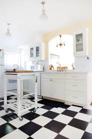 Black And White Checkered Kitchen Decor Work It Classic Black White Checkered Kitchen Floors Looking Fantastic Kitchen Layout Plans Kitchen Decor Kitchen Island Decor