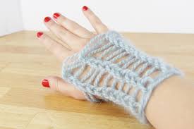 Check spelling or type a new query. How To Diy A Knitting Loom Knit With It