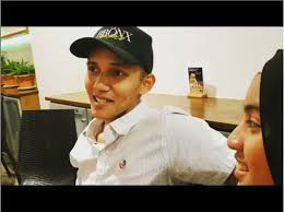 Like father like son,anak eizlan yusuf ingat anak mat salah mana tadi. Saya Masih Ibu Dia Walaupun Tidak Melahirkan Kongsi Kisah Anaknya Bekas Banduan Luahan Rasa Erma Fatima Menyentuh Hati Netizen Keluarga