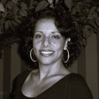 300+ perfis com “Muzi”