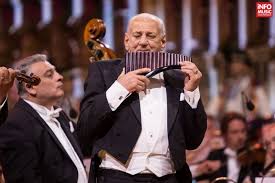 Gheorghe zamfir is a romanian musician, known as the master of the pan flute, a leading figure within the history of international pan flute music. Gheorghe Zamfir Este Invitat De Onoare Al SoldaÈ›ilor RuÈ™i In Spectacolul Din BucureÈ™ti