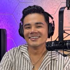 Araceli Araujo's Instagram, Twitter & Facebook