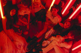 Everglow Make Top 5 Debut On World Digital Song Sales Chart With Bon Bon Chocolat Bon Bons Songs Kpop Radio