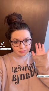 Amber Gates (@amber_gates)