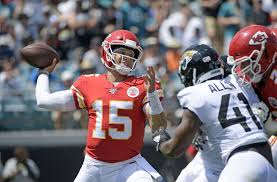 Shop for your kansas city chiefs gear at the official chiefs pro shop! Amtierender Mvp Patrick Mahomes Von Den Kansas City Chiefs Stuttgarter Zeitung
