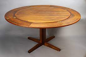 If you're hunting for the perfect round dining table, we can help. Round Extendable Rosewood Flip Flap Lotus Dining Table From Dyrlund 1970s For Sale At Pamono